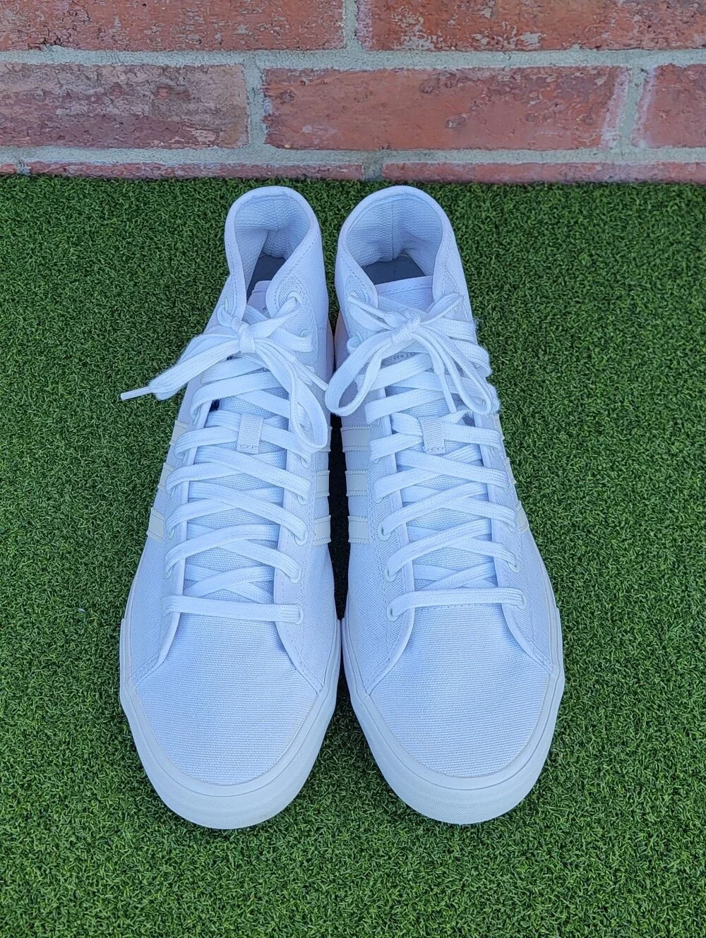 Mens ADIDAS ORIGINALS Matchcourt Hi Triple White Sneakers ~ US Size 13